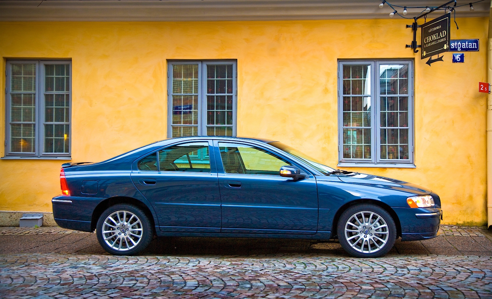 Volvo S60 photo 7