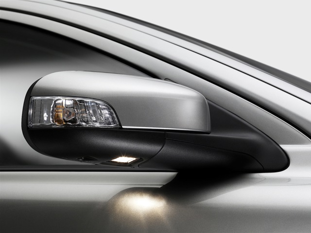 Volvo S60 photo 13