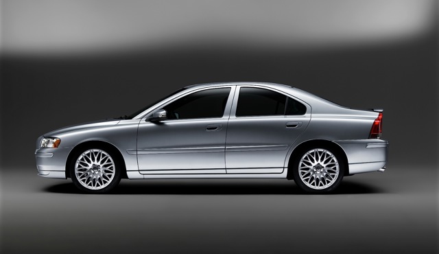 Volvo S60 photo 15