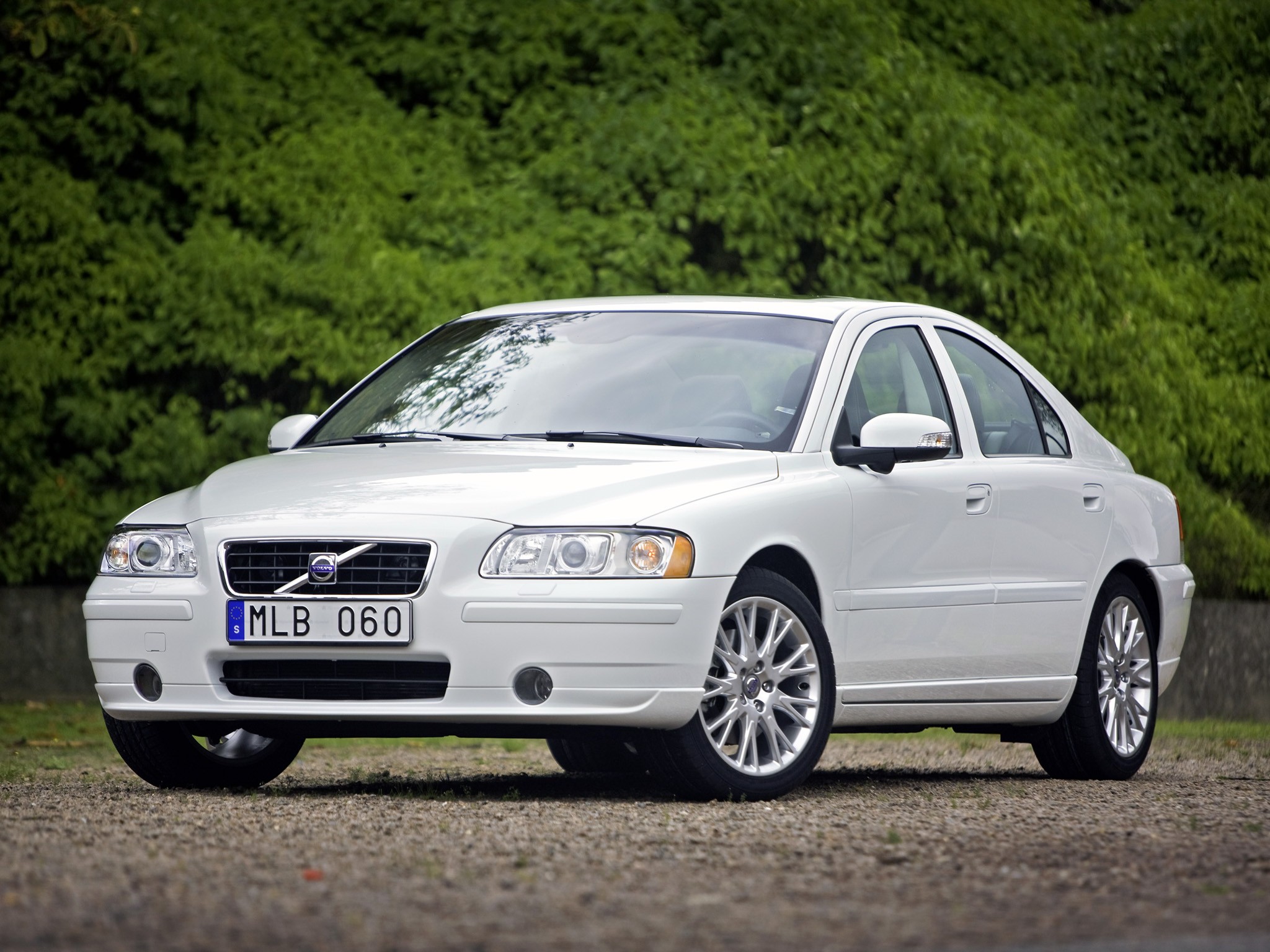 Volvo S60 photo 22