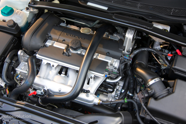 Volvo S60 photo 23