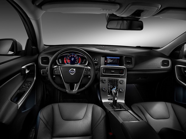 Volvo S60 photo 74