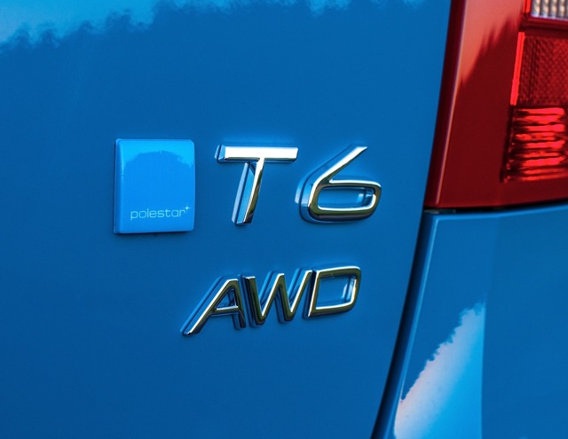 Volvo S60 photo 19