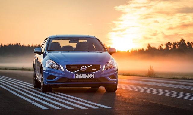 Volvo S60 photo 22