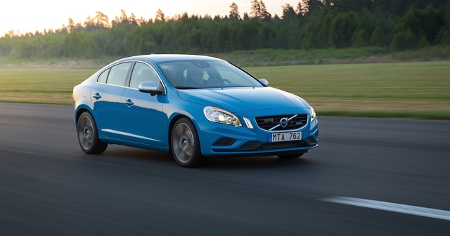 Volvo S60 photo 31