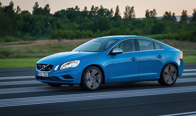 Volvo S60 photo 33