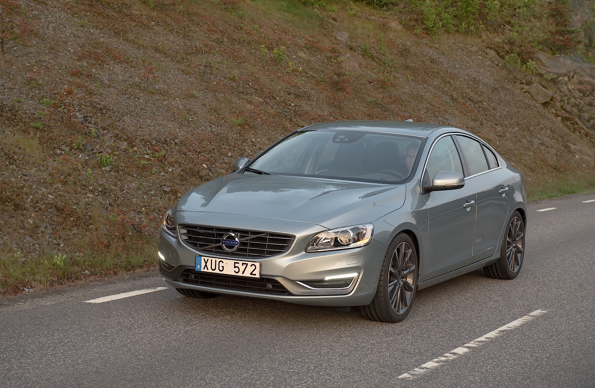 Volvo S60 photo 6