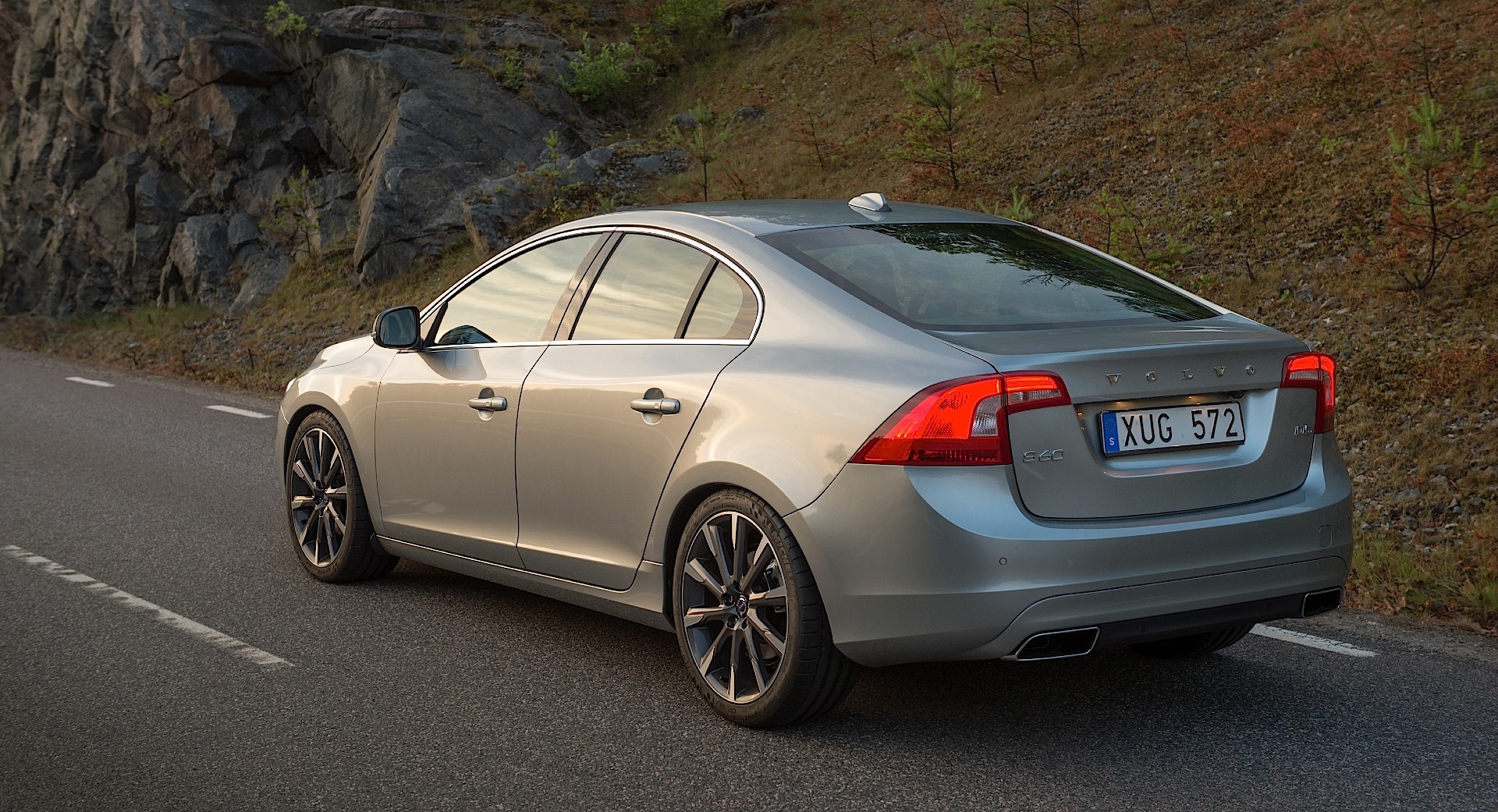 Volvo S60 photo 7