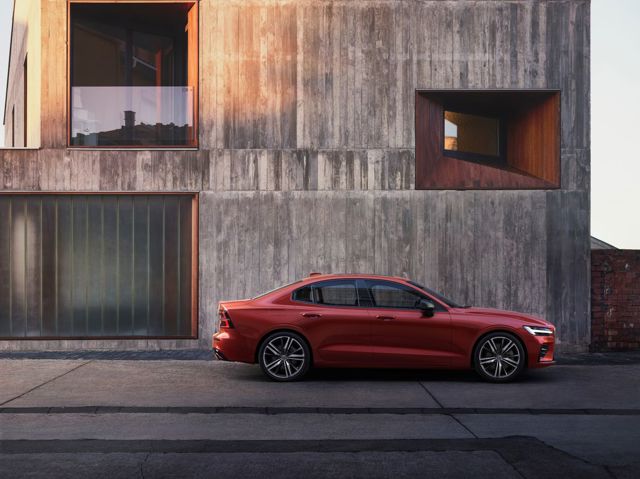 Volvo S60 foto 61