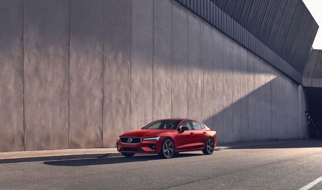 Volvo S60 foto 64