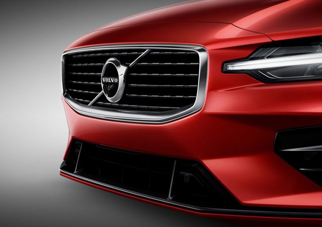 Volvo S60 foto 84