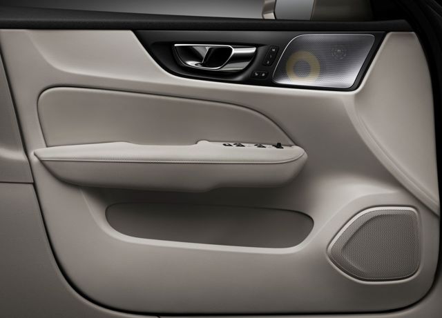 Volvo S60 foto 110