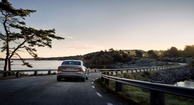 Volvo S60 foto 8