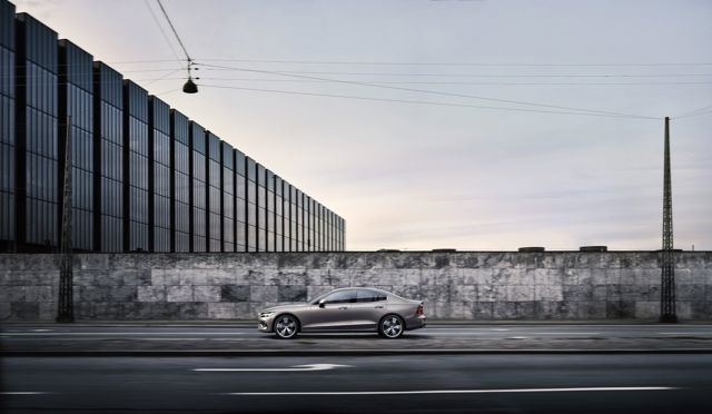 Volvo S60 foto 9