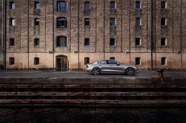 Volvo S60 foto 17