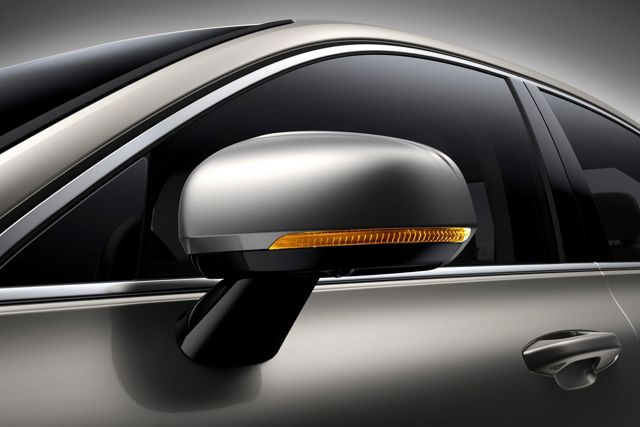 Volvo S60 foto 37
