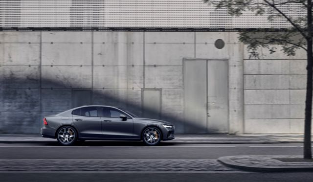 Volvo S60 foto 46