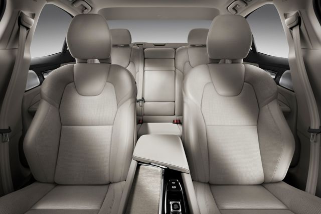 Volvo S60 foto 102