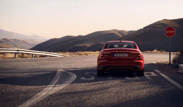 Volvo S60 foto 55
