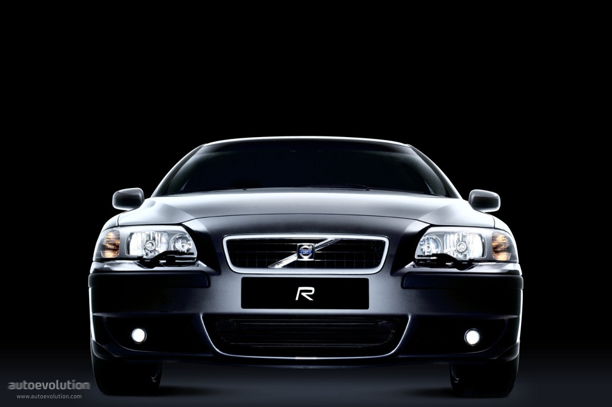 Volvo S60 photo 4