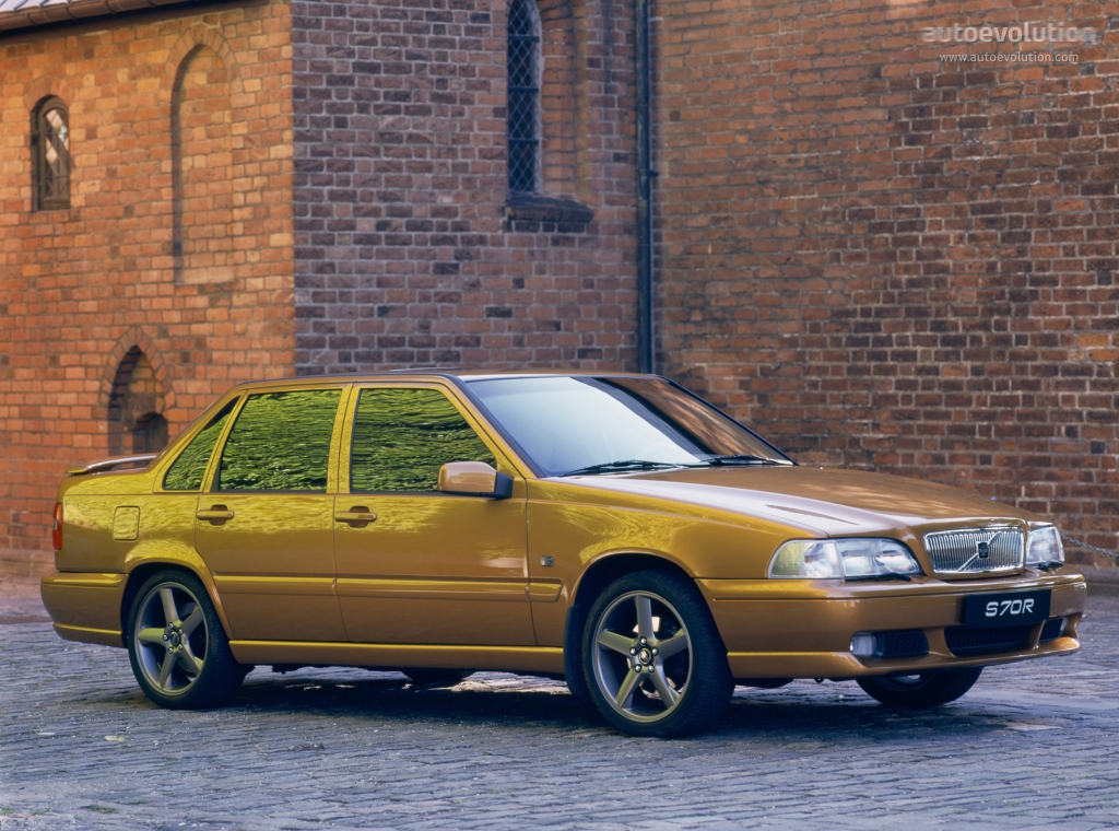 Volvo S70 photo 2