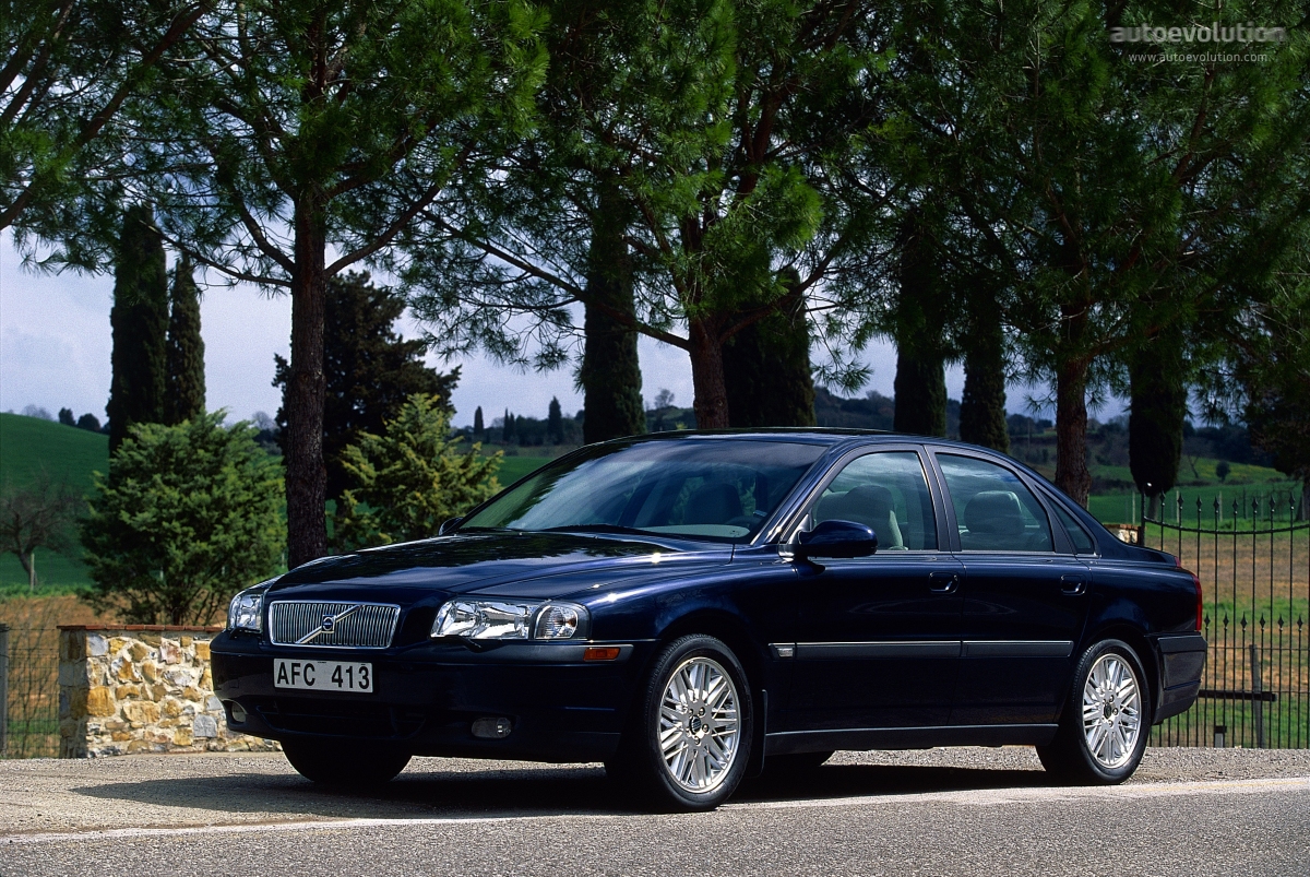 Volvo S80 photo 4