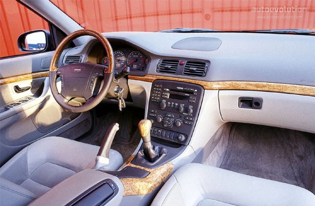 Volvo S80 photo 5