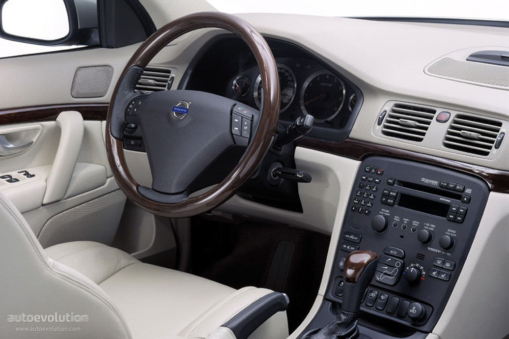 Volvo S80 photo 5