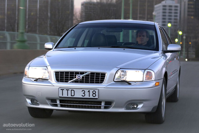 Volvo S80 photo 3