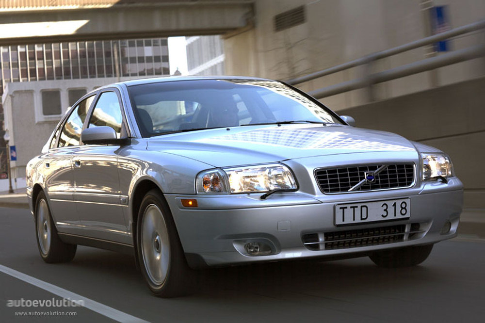 Volvo S80 photo 4