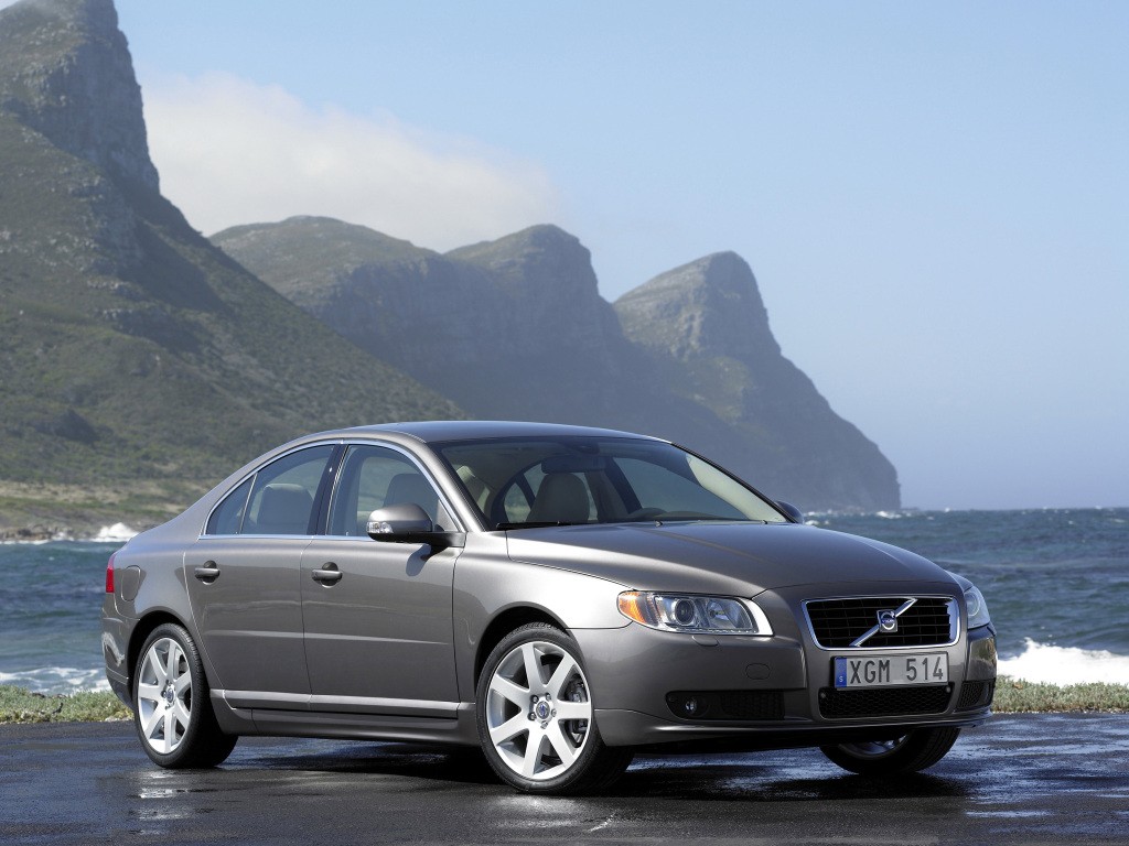 Volvo S80 photo 10