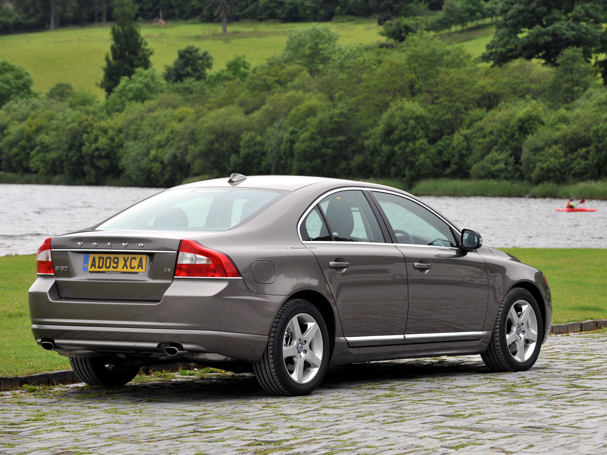 Volvo S80 photo 58