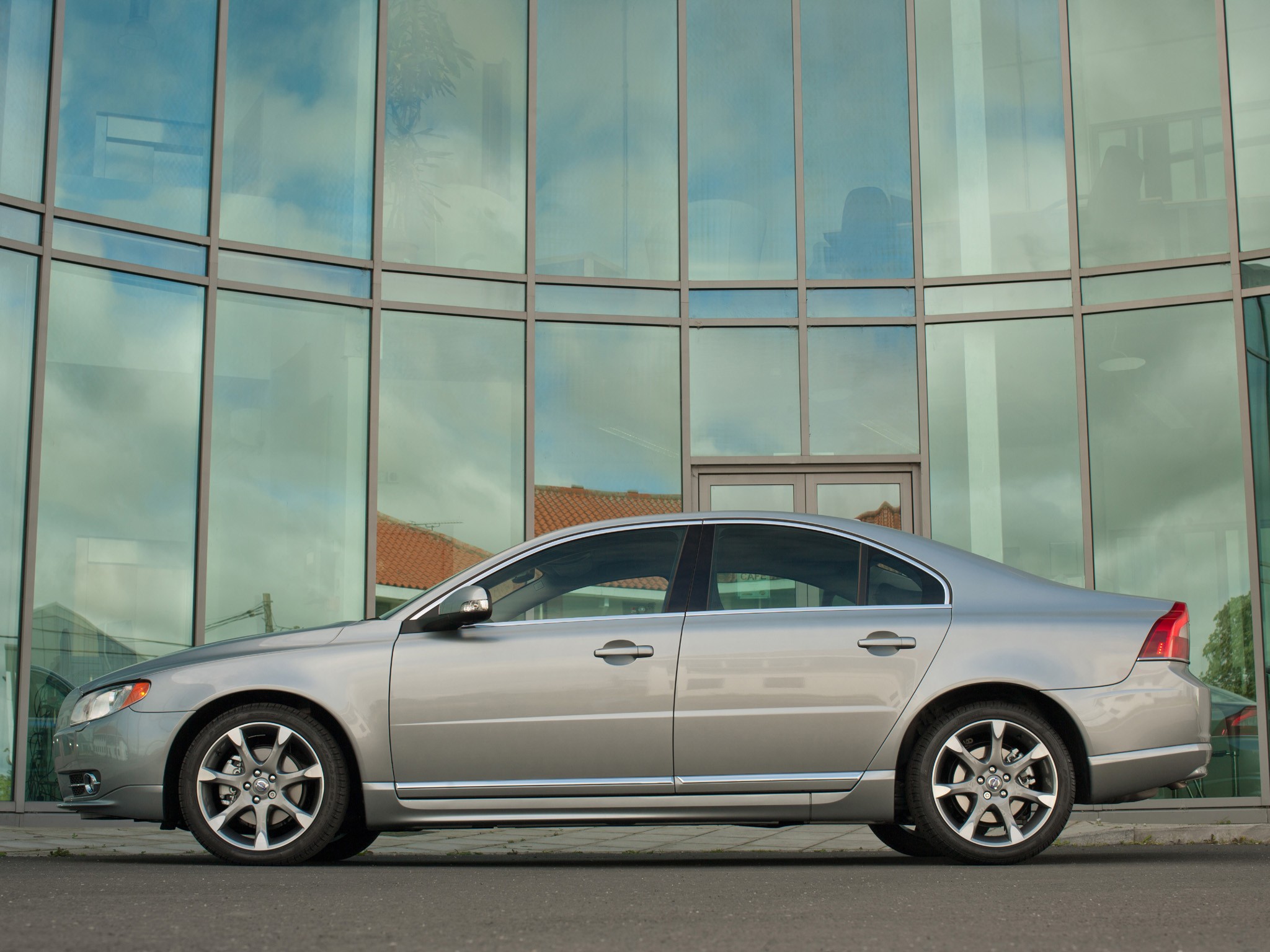 Volvo S80 photo 64