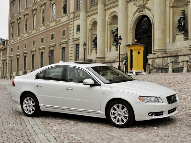 Volvo S80 photo 74