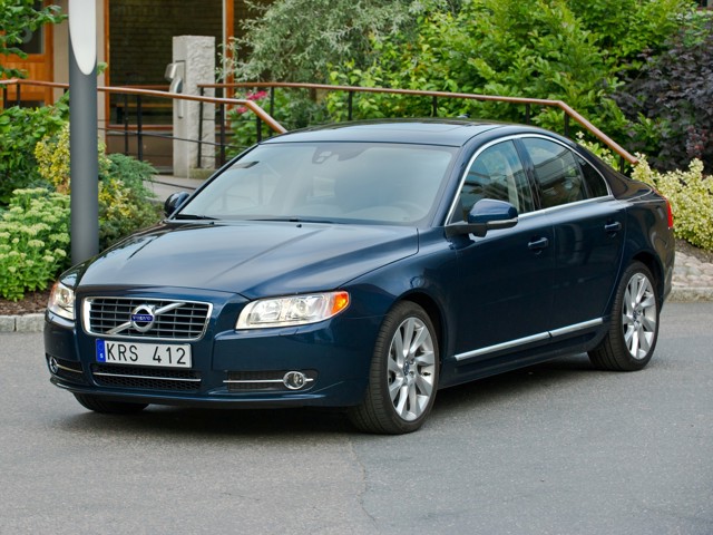 Volvo S80 photo 82