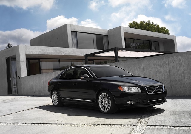 Volvo S80 photo 16