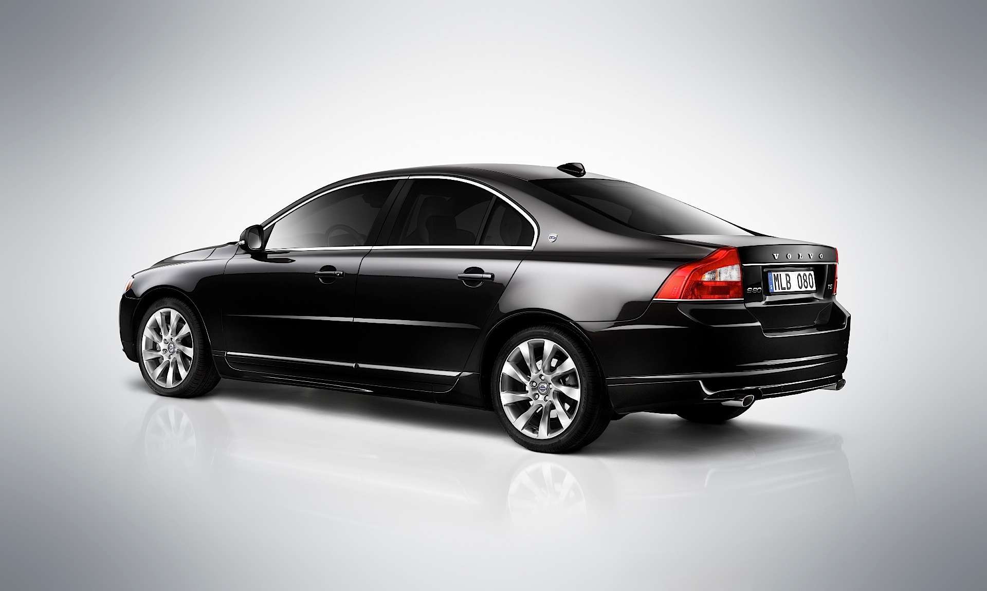 Volvo S80 photo 26