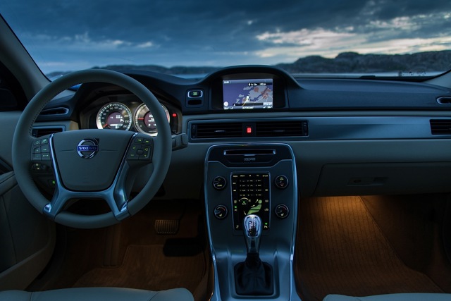 Volvo S80 photo 117