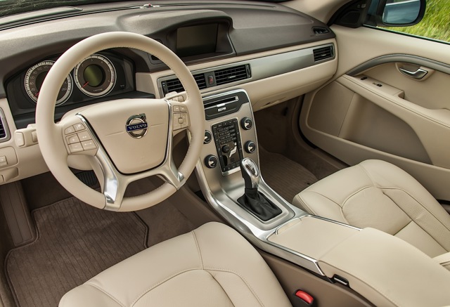 Volvo S80 photo 118