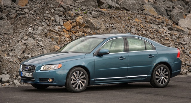 Volvo S80 photo 35