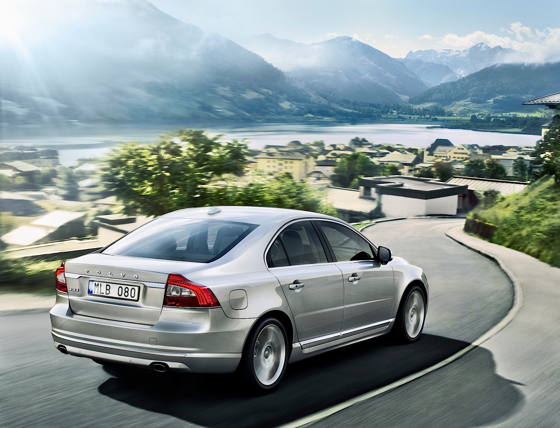 Volvo S80 photo 38