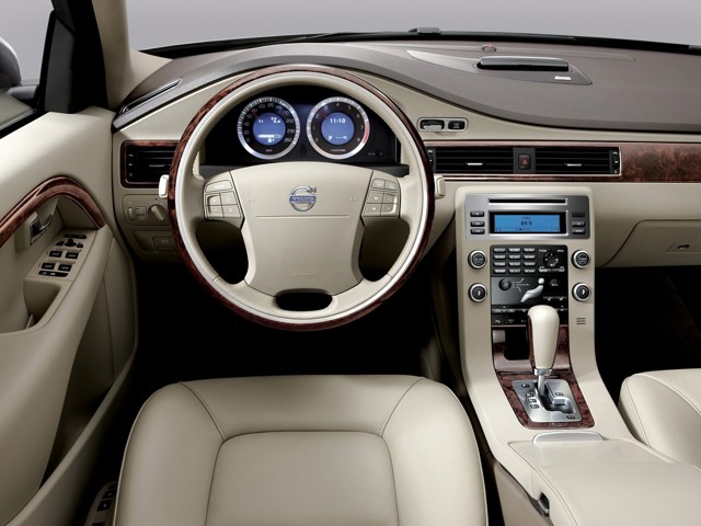 Volvo S80 photo 144