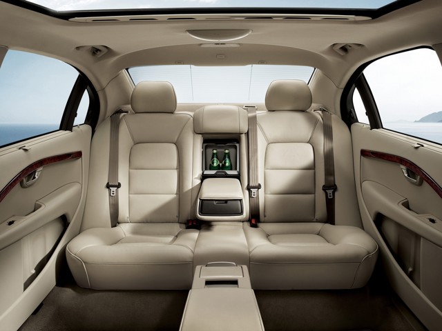 Volvo S80 photo 145