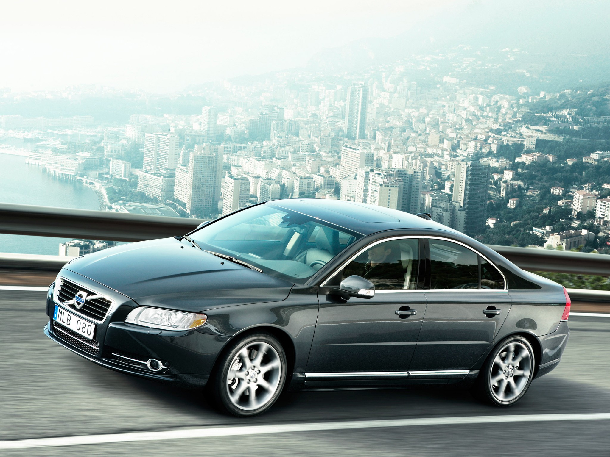 Volvo S80 photo 39