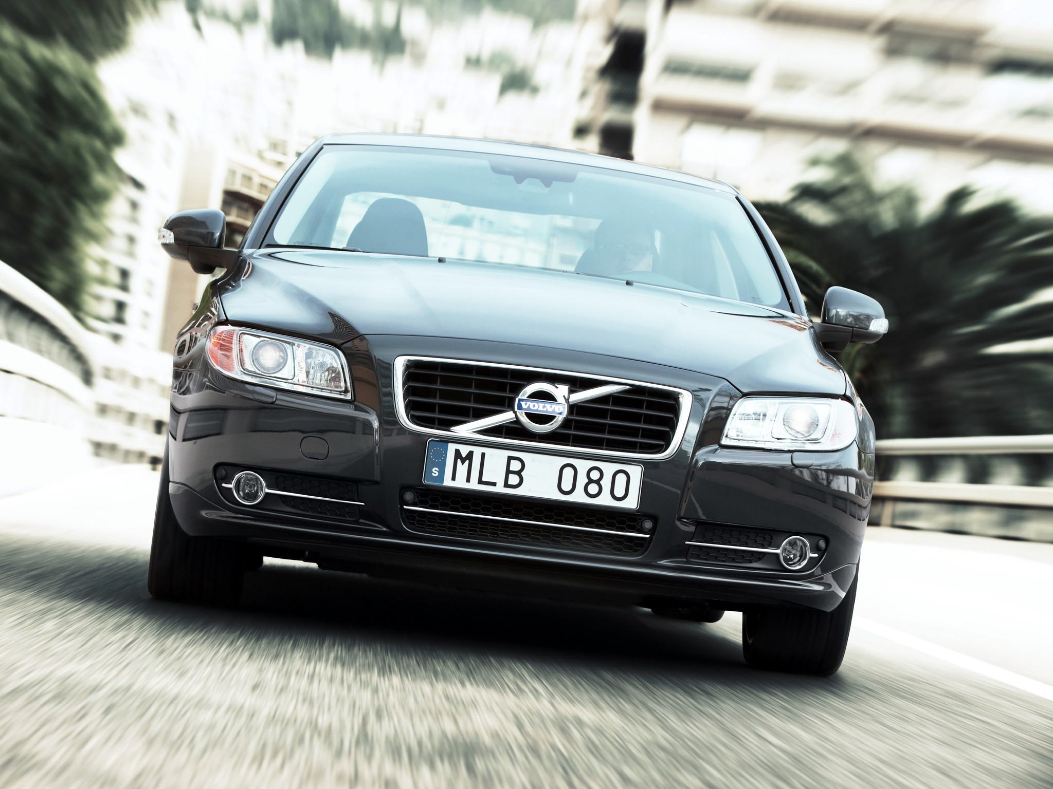 Volvo S80 photo 46