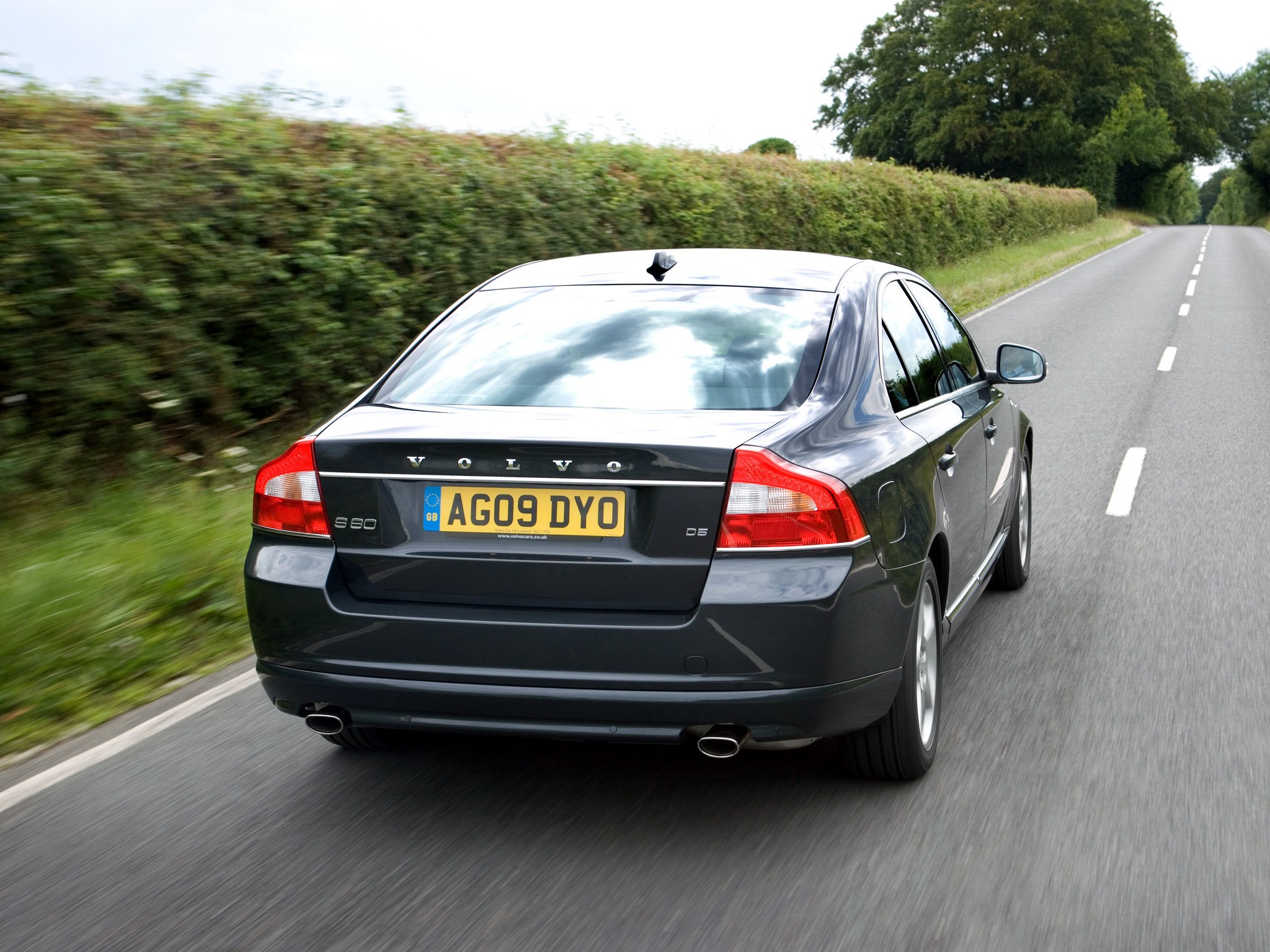 Volvo S80 photo 48