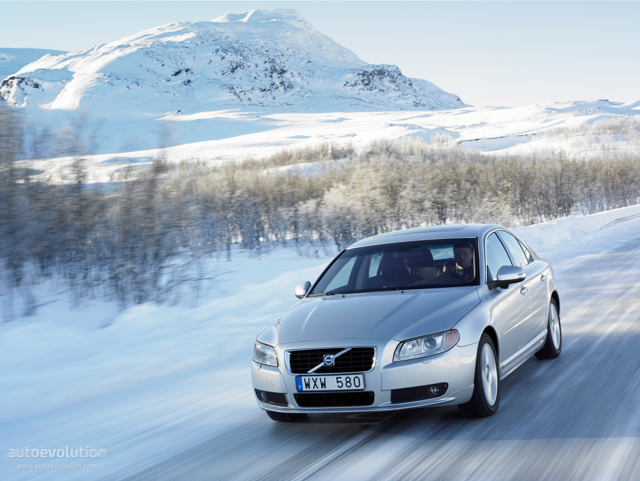 Volvo S80 photo 7