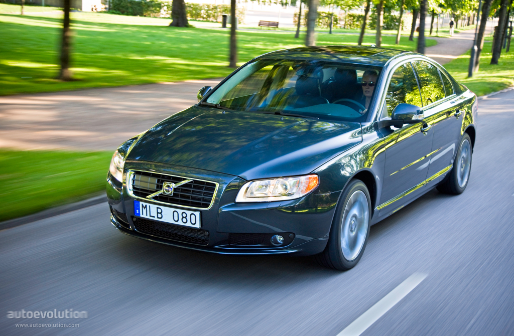 Volvo S80 photo 11