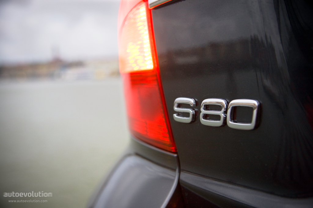 Volvo S80 photo 12