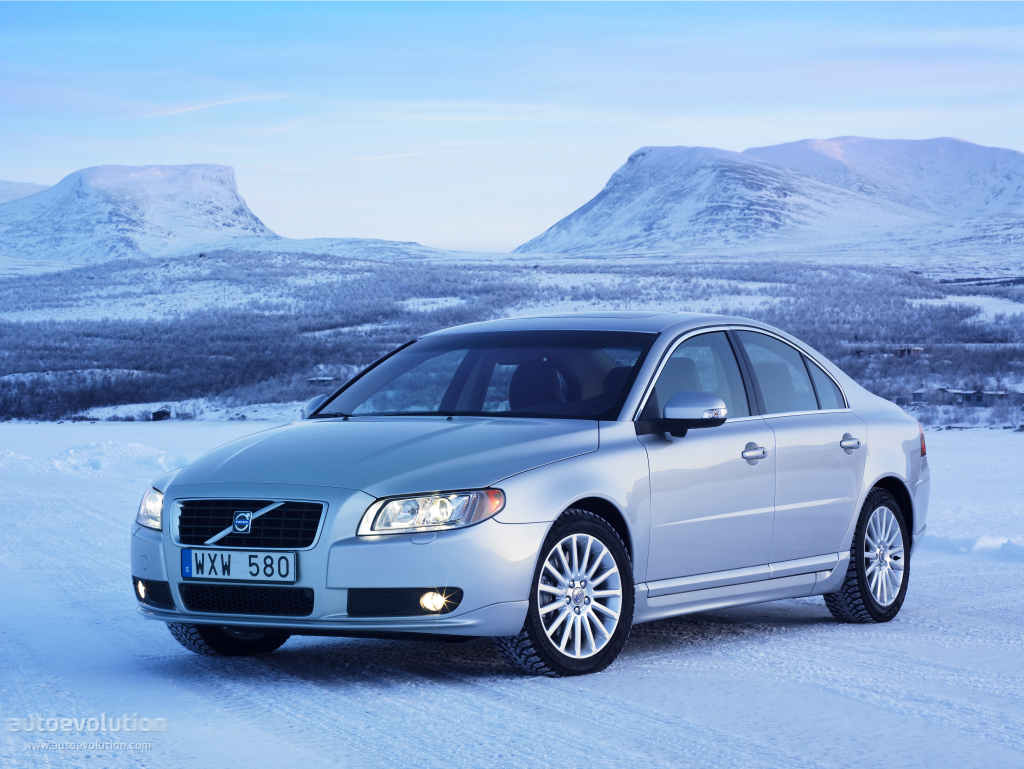Volvo S80 photo 15